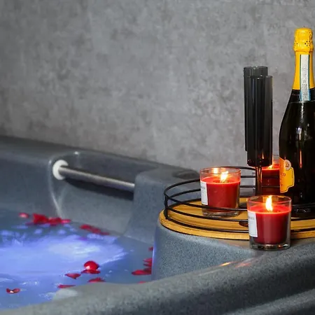 Riverside Studio With Jacuzzi! Sheffield Extérieur photo