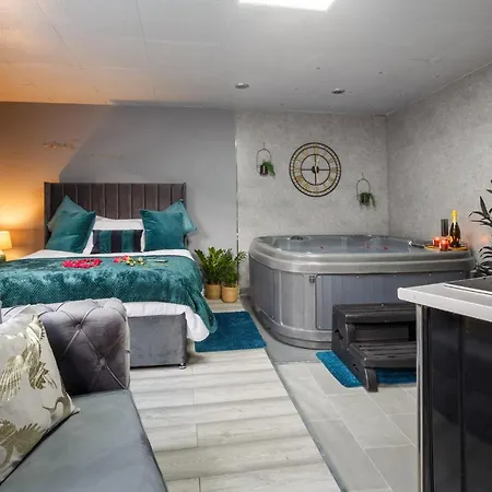 Riverside Studio With Jacuzzi! Sheffield Extérieur photo