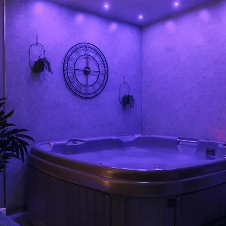 Riverside Studio With Jacuzzi! Sheffield Extérieur photo